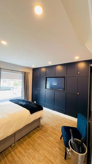 Apartamento The King'S Parlour Whitehead Exterior foto